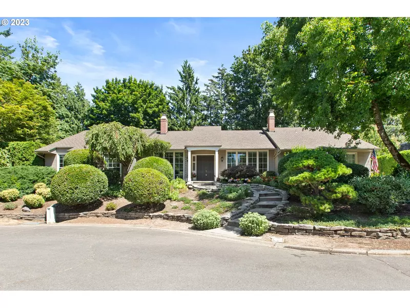 7 CELLINI CT, Lake Oswego, OR 97035