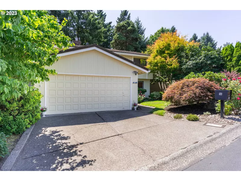 16 Britten CT, Lake Oswego, OR 97035