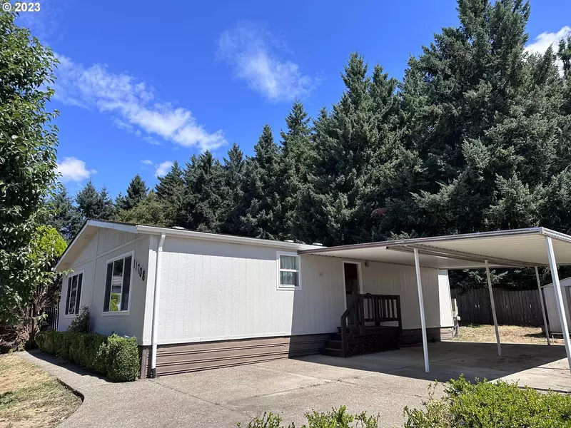 11708 WARBLER LN, Aurora, OR 97002