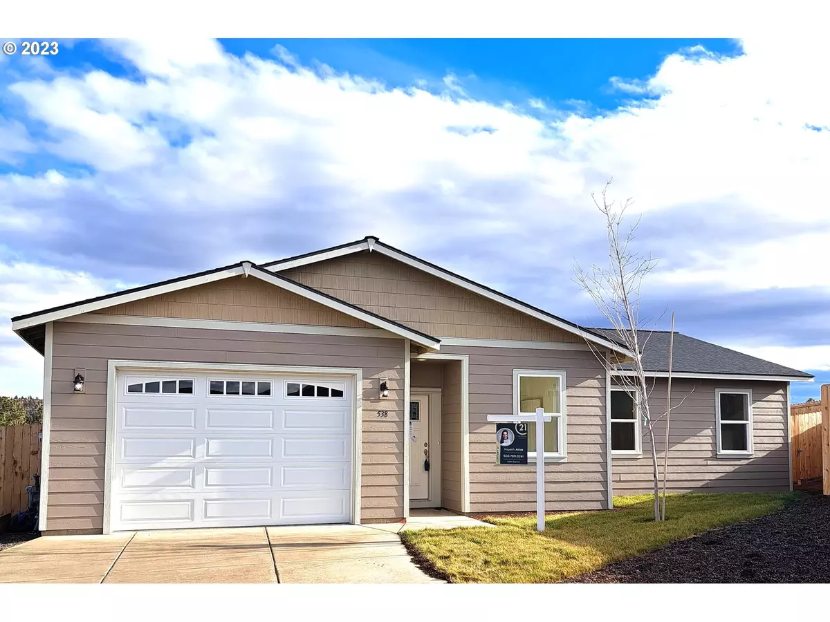 Madras, OR 97741,538 SE MORGAN CT