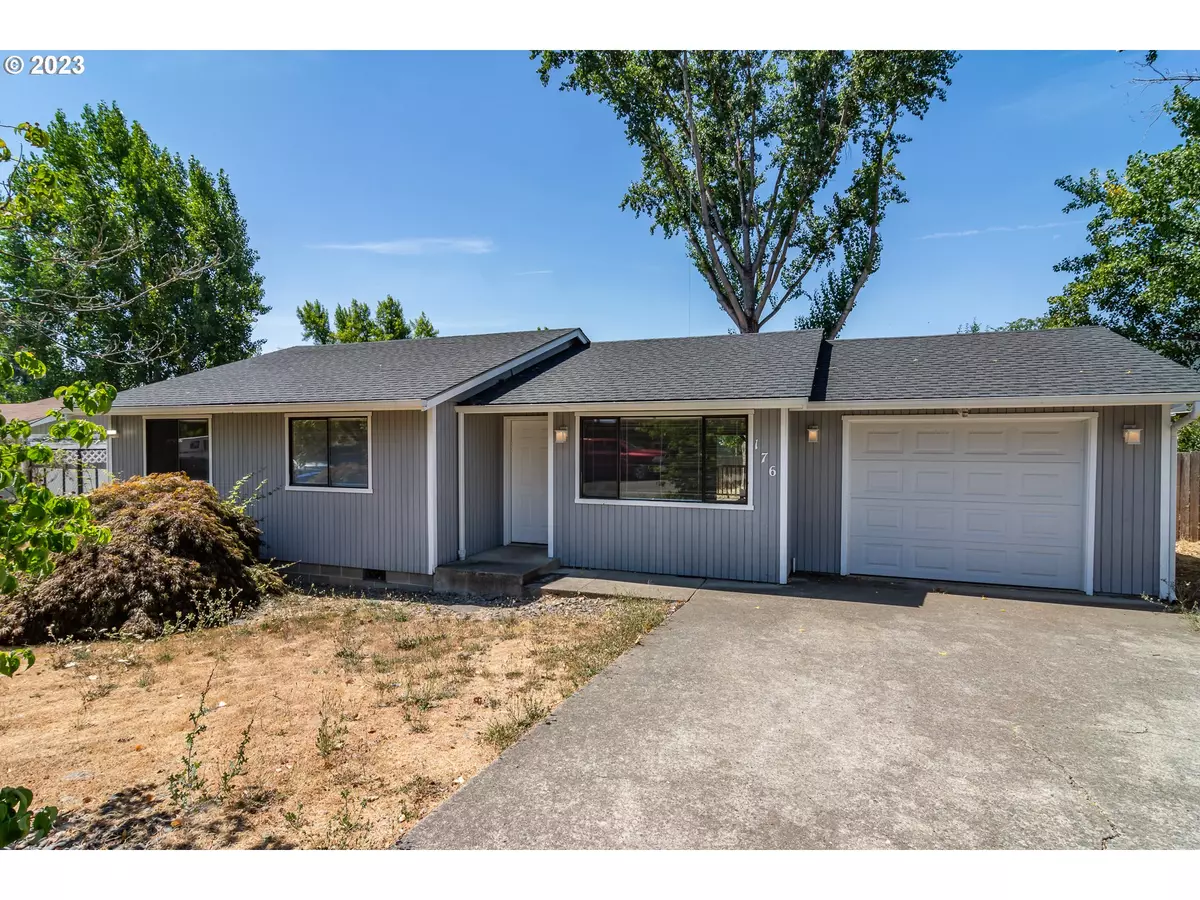 Roseburg, OR 97471,176 RYLAND DR