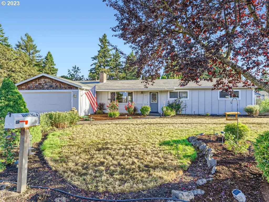 Newberg, OR 97132,101 W 8TH ST