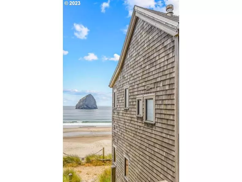 Pacific City, OR 97135,33000 CAPE KIWANDA DR ##18