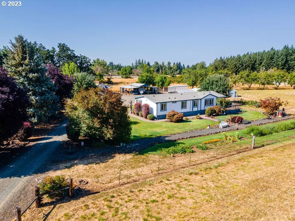 Creswell, OR 97426,33823 E RIVER DR