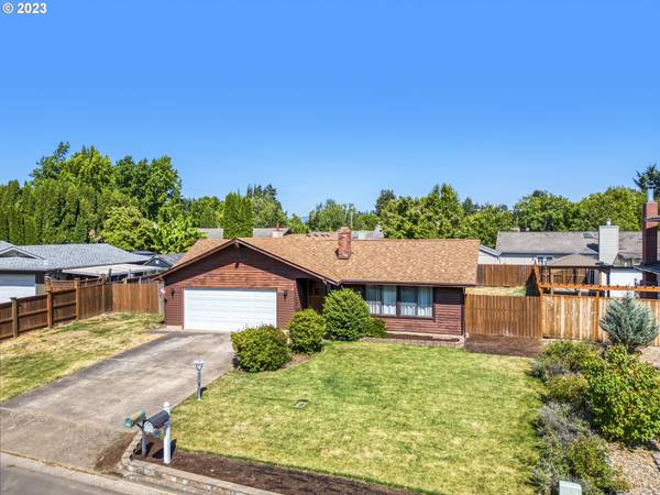 771 ROWAN AVE, Springfield, OR 97477