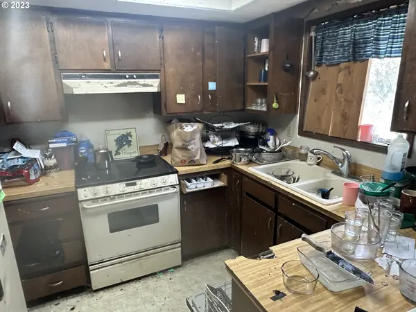 Springfield, OR 97478,477 70TH ST