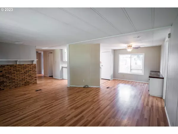 Springfield, OR 97478,543 S 51ST PL