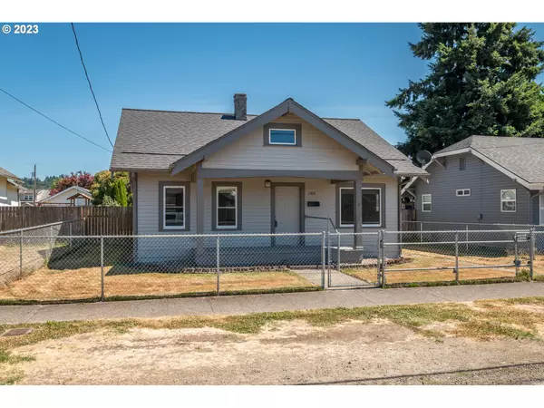 1106 S 5TH AVE, Kelso, WA 98626