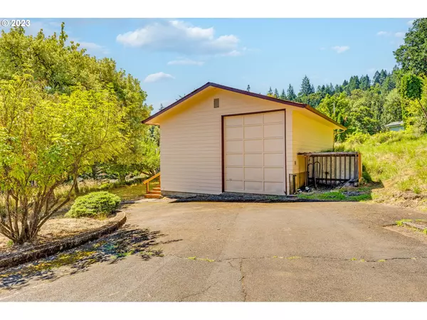 Mc Minnville, OR 97128,15100 SW HIDDEN HILLS CT