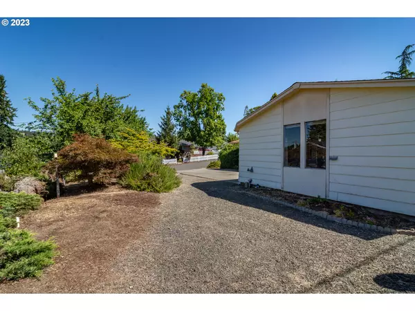 Roseburg, OR 97471,1461 NW MORITZ CT