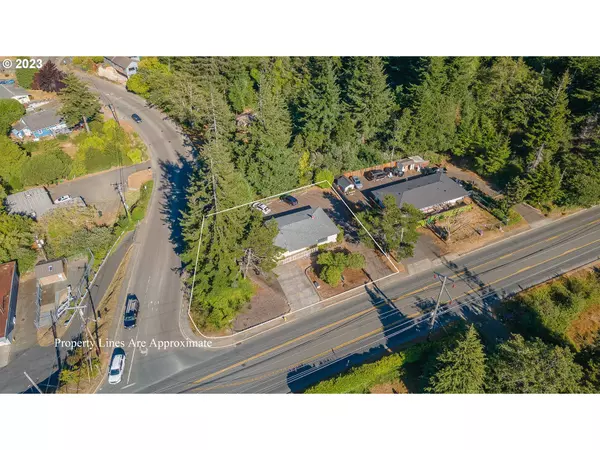 Coos Bay, OR 97420,2590 WOODLAND DR