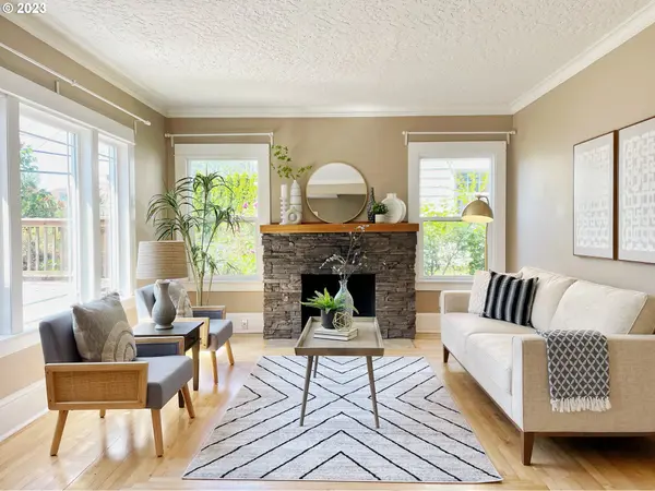 4738 SE 28TH AVE, Portland, OR 97202