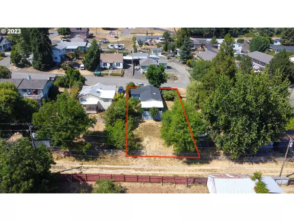 Sutherlin, OR 97479,332 E FIFTH AVE