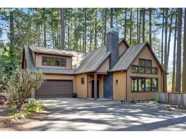 Lake Oswego, OR 97035,2886 UPPER DR