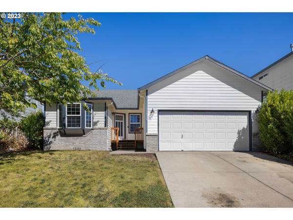 15836 SE UPMAN WAY, Damascus, OR 97089