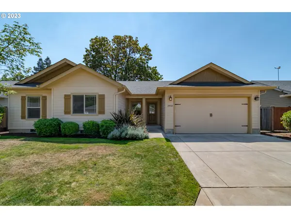 2933 AVA ST, Eugene, OR 97404