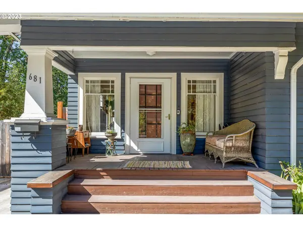 681 W 28TH AVE, Eugene, OR 97405