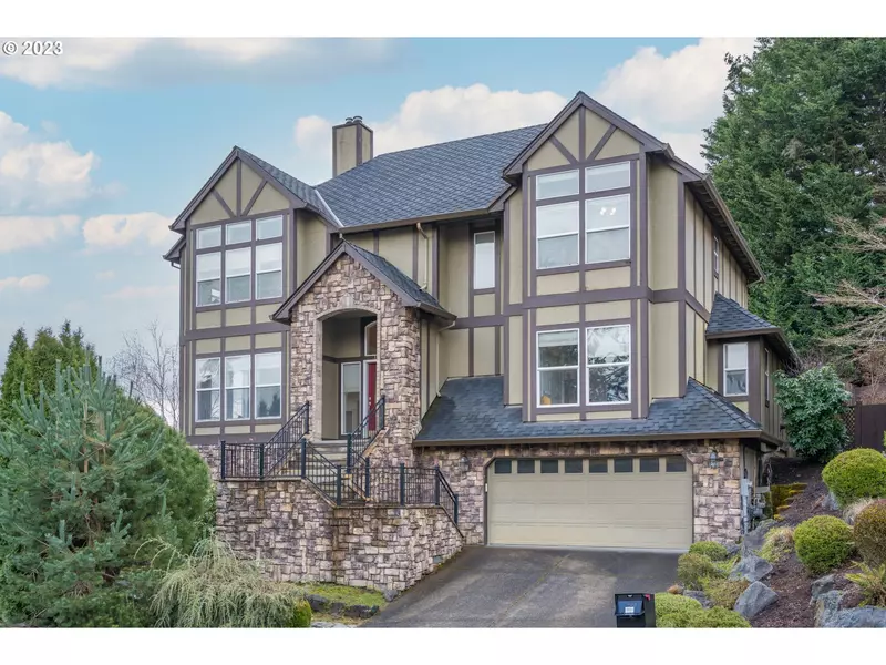 13072 SW MORNINGSTAR DR, Portland, OR 97223