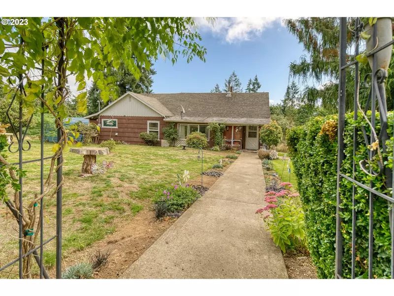34195 LAWRENCE RD, Deer Island, OR 97054