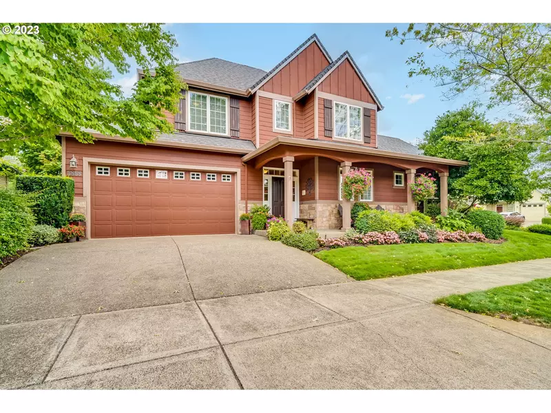 3866 E OAK MEADOW LOOP, Newberg, OR 97132