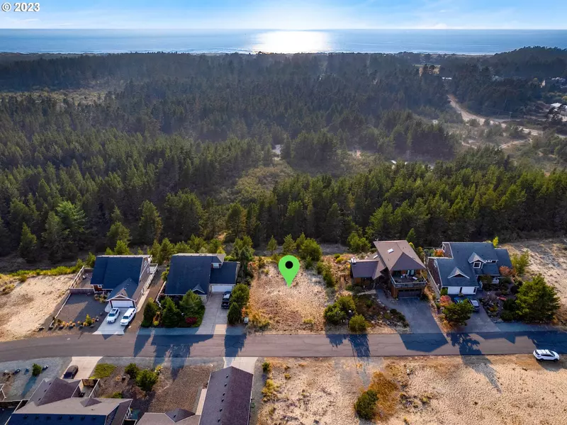 Pinyon DR #81, Manzanita, OR 97130