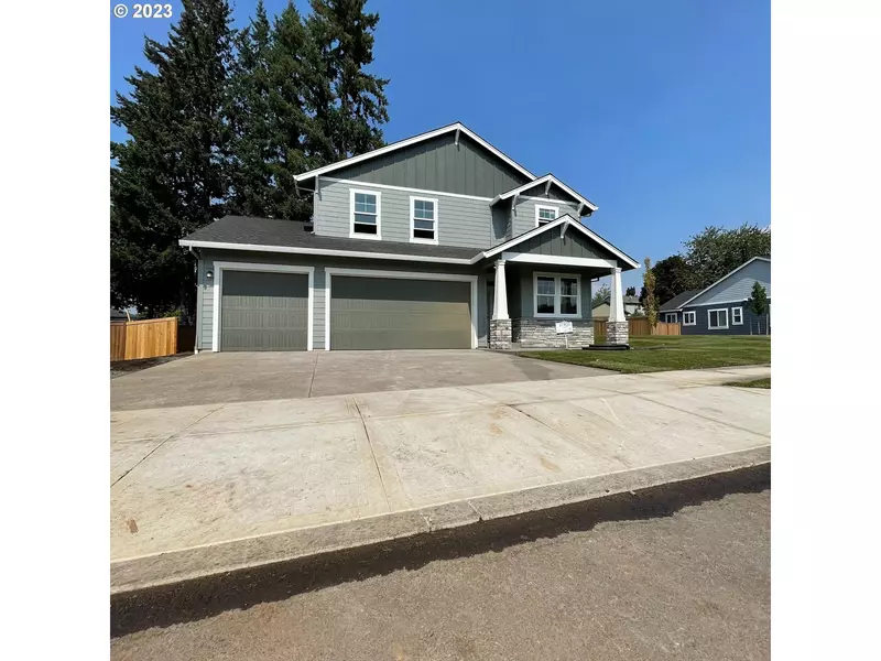 37409 Steelhead ST, Sandy, OR 97055