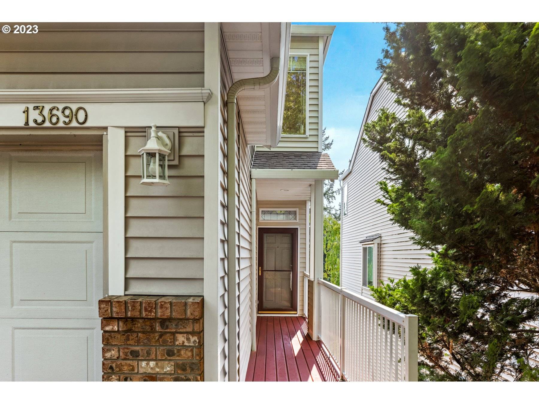 Tigard, OR 97224,13690 SW WILLOW TOP LN