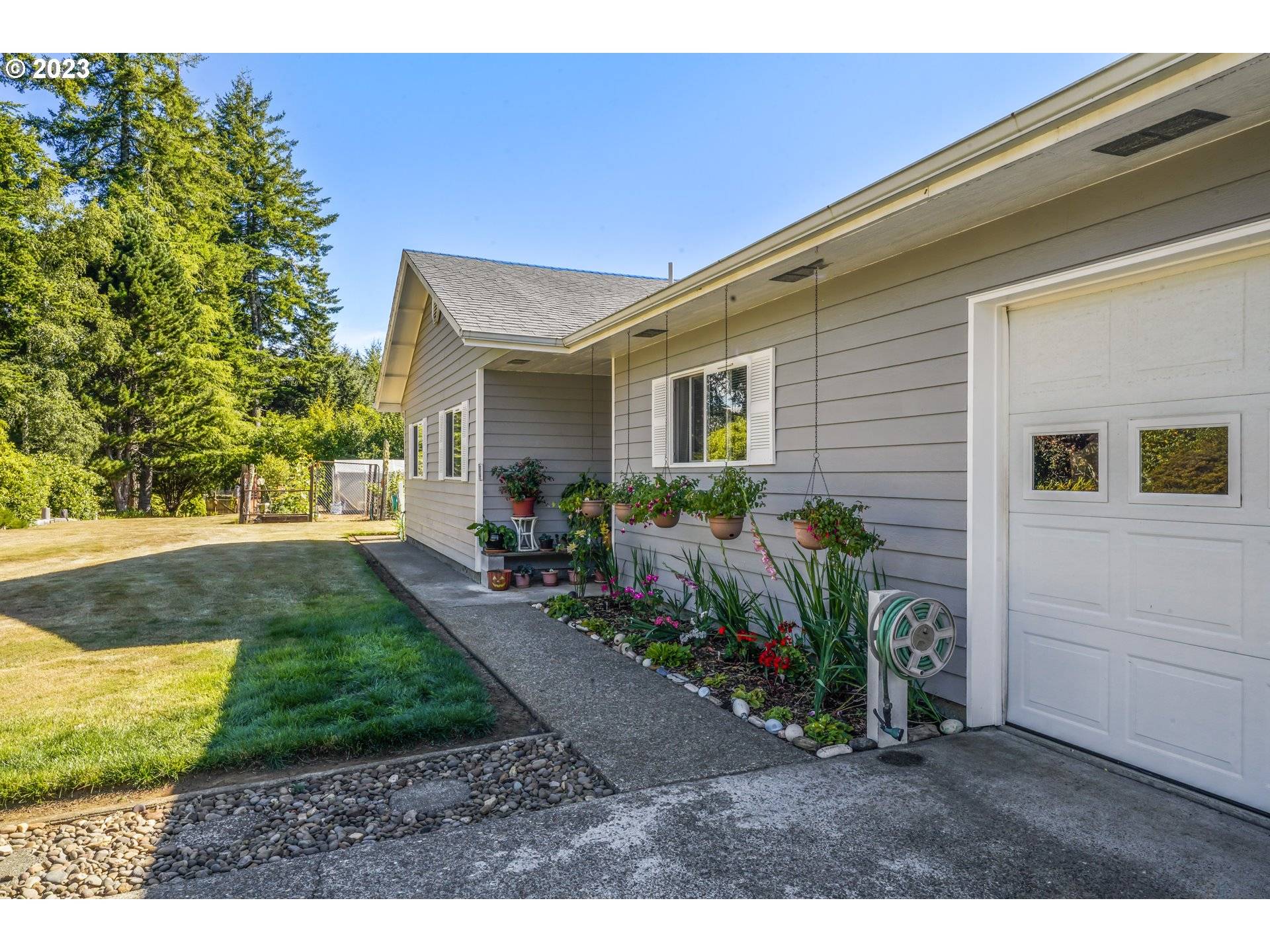 Florence, OR 97439,89740 BEN BUNCH RD