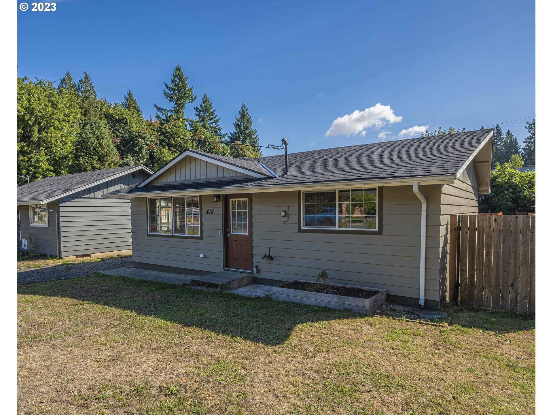 418 N 4TH AVE, Ridgefield, WA 98642