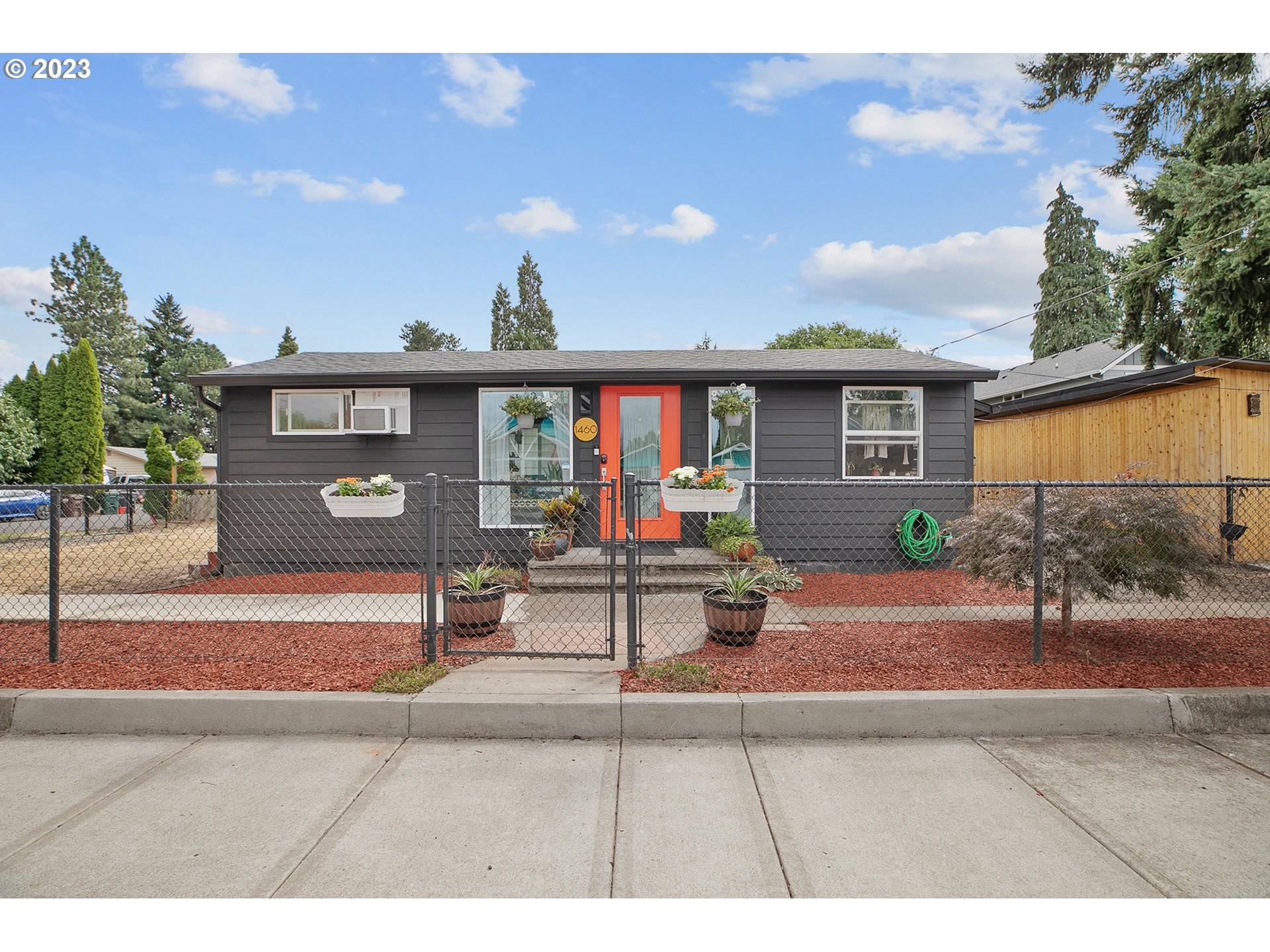 Hillsboro, OR 97123,1460 SE ALDER ST