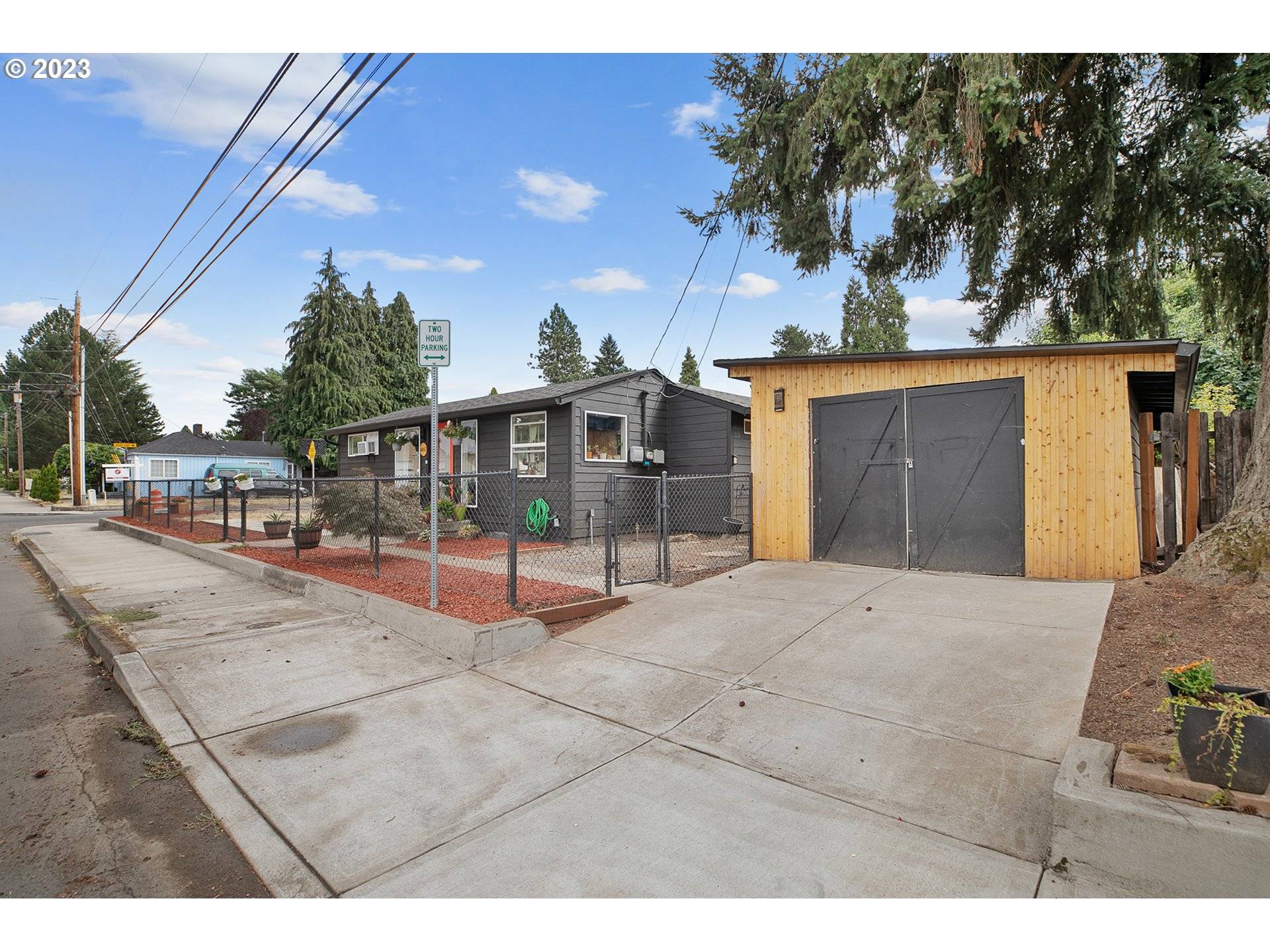 Hillsboro, OR 97123,1460 SE ALDER ST
