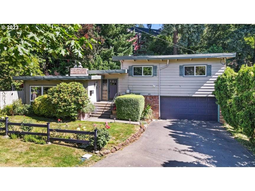 885 LAKE FOREST DR, Lake Oswego, OR 97034