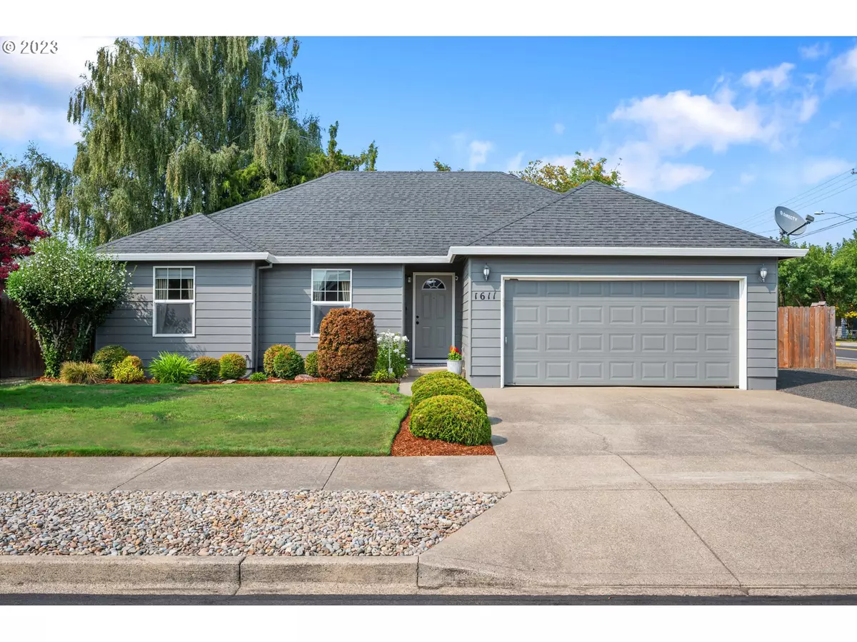 Mc Minnville, OR 97128,1611 SW Emily DR