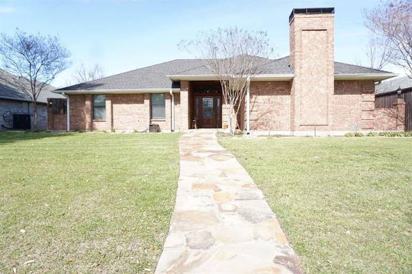 724 Cardinal Lane, Coppell, TX 75019