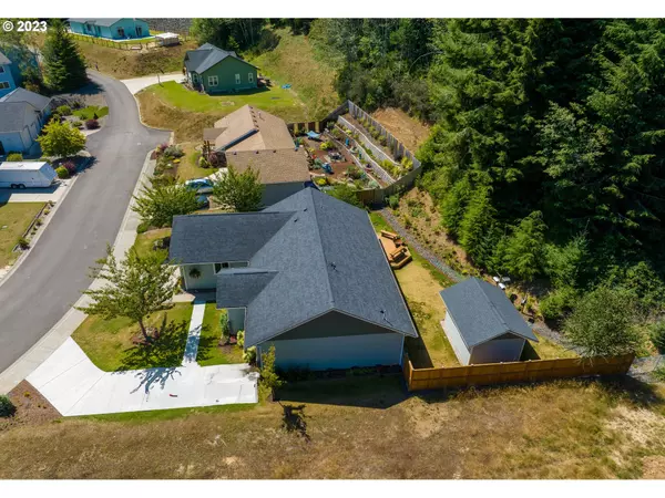 Reedsport, OR 97467,177 WESTWOOD CT