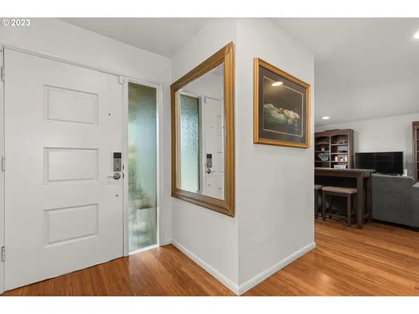 2425 SW CALDEW ST, Portland, OR 97219