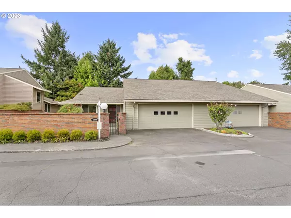 12935 SW KING RICHARD DR, King City, OR 97224