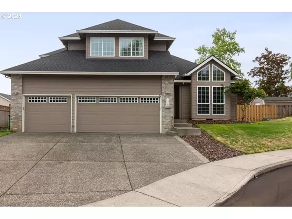 426 SW 18TH ST, Troutdale, OR 97060