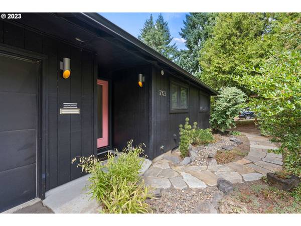 7103 SW 35TH AVE, Portland, OR 97219