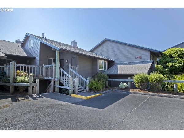 Cannon Beach, OR 97110,754 BREAKERS POINT CONDO #754