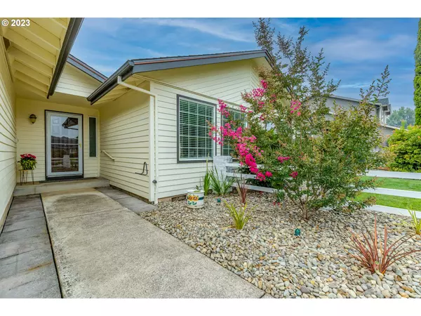 Springfield, OR 97478,316 70TH ST