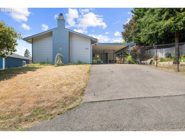 1771 8TH ST, Astoria, OR 97103