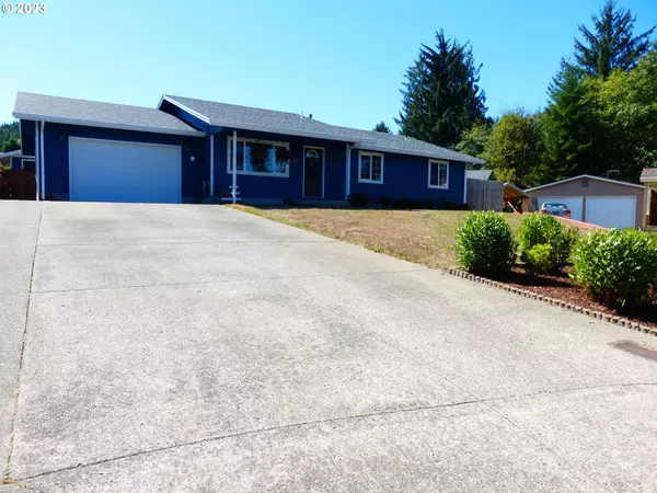 124 PROVIDENCE DR, Reedsport, OR 97467