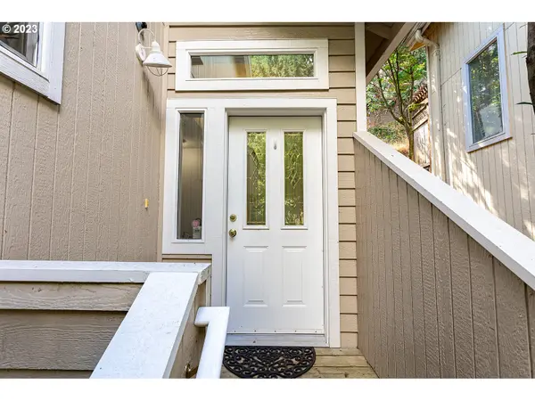 3812 COLONY OAKS DR, Eugene, OR 97405