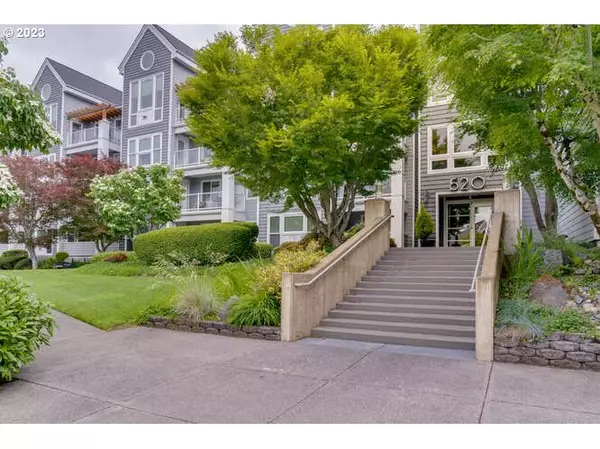 520 SE COLUMBIA RIVER DR #426, Vancouver, WA 98661