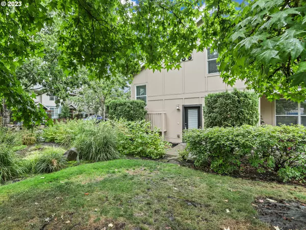 Beaverton, OR 97006,2088 NE CADBURY AVE #201