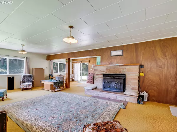 Cottage Grove, OR 97424,2155 BENNETT CREEK RD