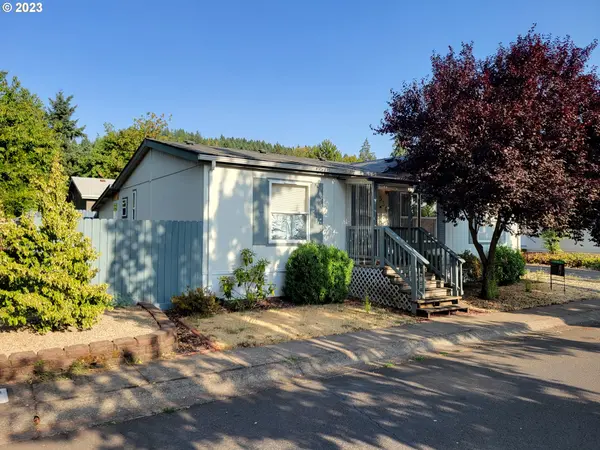 536 S 15TH ST, Cottage Grove, OR 97424