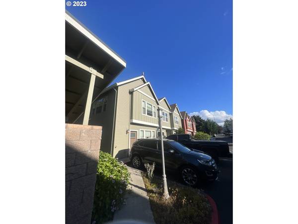 4413 NE KILLINGSWORTH ST #109, Portland, OR 97218