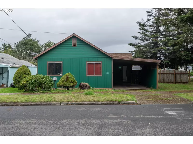 2190 VIRGINIA AVE, North Bend, OR 97459